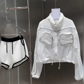 MẪU ÁO KHOÁC NỮ 2023 NO2?