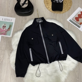 MẪU ÁO KHOÁC NỮ 2023 NO19?