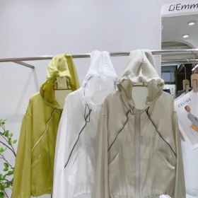 MẪU ÁO KHOÁC NỮ 2023 NO22?